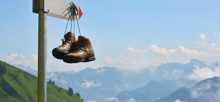 Wander-Schuhe - Blick auf Oberbayerns Berge